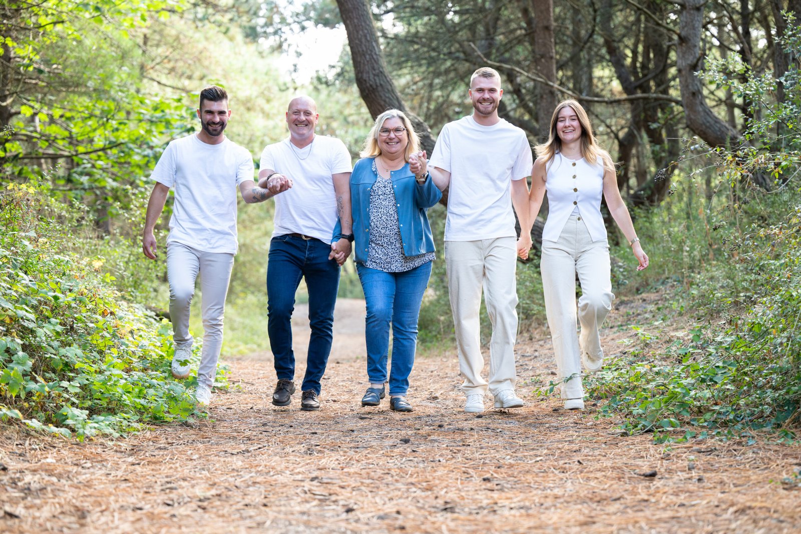 Photographe animalière ; Photographie animalière ; Photographe professionnelle ; Séance photo animale ; Shooting photo animalier ; Portrait animalier ; Photographe Hauts-de-France ; Photographe Somme ; Photographe Pas-de-Calais ; Photographe Nord ; Photographe Lille ; Photographe Amiens ; Photographe Arras ; Photographe Douai ; Photographe Lens ; Photographe Valenciennes ; Photographe Saint-Quentin ; Photographe extérieure ; Photographe nature ; Photographe lumière naturelle ; Photographe douce et patiente ; Photographe bienveillante ; Photographe chien ; Séance photo chien ; Shooting photo canin ; Portrait de chien ; Photo de chien en extérieur ; Photographie de chien en mouvement ; Photographe de chien Hauts-de-France ; Photographe canin Somme ; Photographe canin Pas-de-Calais ; Photographe canin Nord ; Photographe équin ; Photographe cheval ; Séance photo cheval ; Shooting photo équin ; Portrait de cheval ; Photo de cheval en extérieur ; Photographie de cheval en mouvement ; Photographe de cheval Hauts-de-France ; Photographe équin Somme ; Photographe équin Pas-de-Calais ; Photographe équin Nord ; Photographe lifestyle ; Séance photo famille avec animal ; Shooting photo couple avec animal ; Portraits en extérieur avec animal ; Photographe lifestyle Hauts-de-France ; Photographe lifestyle Somme ; Photographe lifestyle Pas-de-Calais ; Photographe lifestyle Nord ; Carte cadeau séance photo ; Offrir une séance photo animale ; Bon cadeau shooting photo ; Idée cadeau photographie animalière ; Galerie photo privée ; Accès galerie client ; Galerie en ligne séance photo ; Téléchargement photos séance ; Commande tirages photo ; Conseils photographie animalière ; Astuces photo chien ; Astuces photo cheval ; Histoires inspirantes animaux ; Coulisses séance photo ; Actualités photographe animalière ; Emmanuelle Meunier ; Emmanuelle Meunier Photographie ; Photographe Emmanuelle Meunier ; Emmanuelle Meunier photographe animalière ; Emmanuelle Meunier Hauts-de-France ; Emmanuelle Meunier Somme ; Emmanuelle Meunier Pas-de-Calais ; Emmanuelle Meunier Nord ; Shooting photo chien Amiens ; Séance photo cheval Arras ; Photographe canine Lille ; Photographe équine Lens ; Portrait animal Valenciennes ; Photo chien Saint-Quentin ; Photo cheval nature Hauts-de-France ; Portrait chien complicité ; Shooting équin lumière naturelle ; Photo artistique chien ; Photo artistique cheval