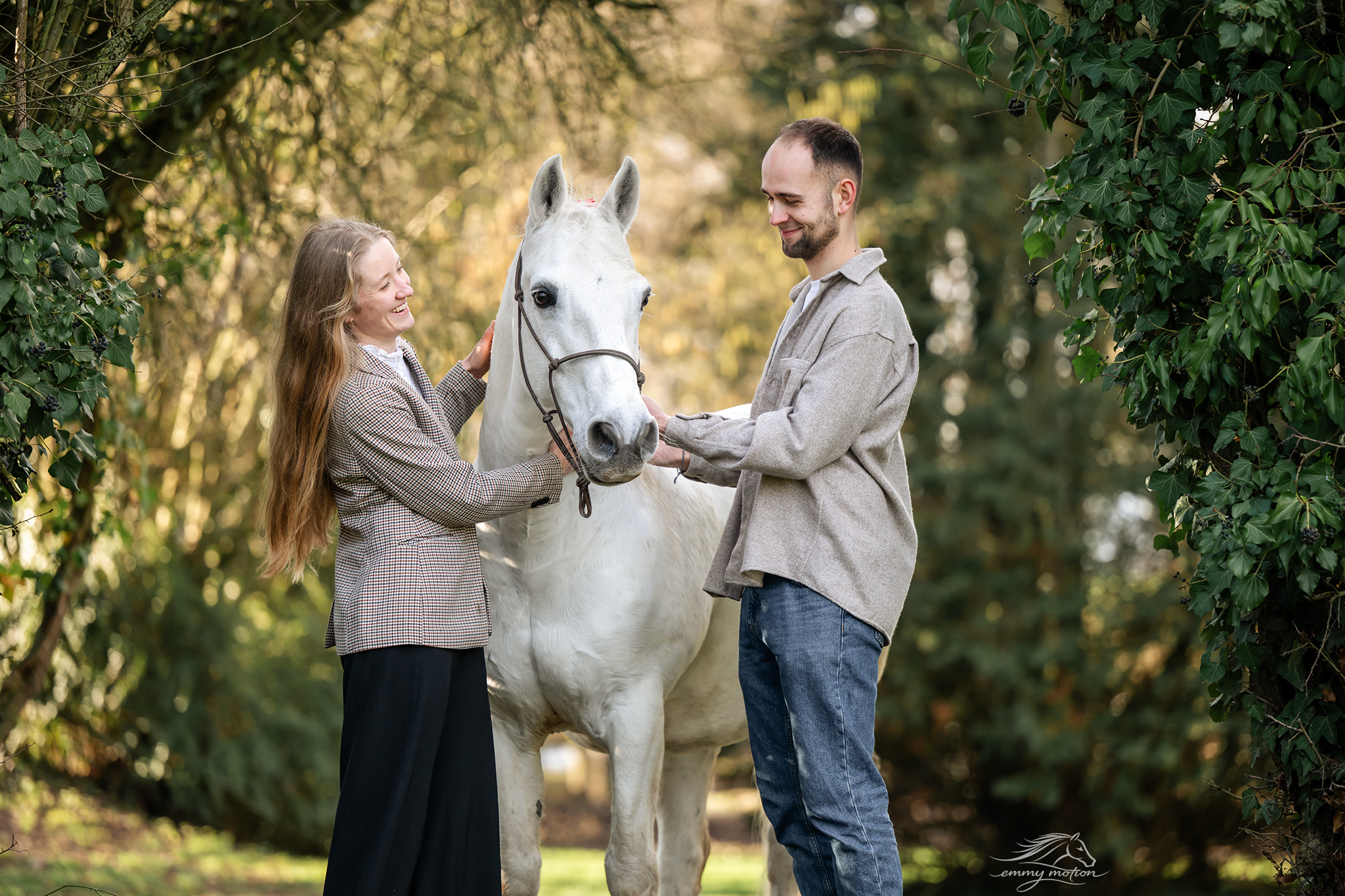 Photographe animalière ; Photographie animalière ; Photographe professionnelle ; Séance photo animale ; Shooting photo animalier ; Portrait animalier ; Photographe Hauts-de-France ; Photographe Somme ; Photographe Pas-de-Calais ; Photographe Nord ; Photographe Lille ; Photographe Amiens ; Photographe Arras ; Photographe Douai ; Photographe Lens ; Photographe Valenciennes ; Photographe Saint-Quentin ; Photographe extérieure ; Photographe nature ; Photographe lumière naturelle ; Photographe douce et patiente ; Photographe bienveillante ; Photographe chien ; Séance photo chien ; Shooting photo canin ; Portrait de chien ; Photo de chien en extérieur ; Photographie de chien en mouvement ; Photographe de chien Hauts-de-France ; Photographe canin Somme ; Photographe canin Pas-de-Calais ; Photographe canin Nord ; Photographe équin ; Photographe cheval ; Séance photo cheval ; Shooting photo équin ; Portrait de cheval ; Photo de cheval en extérieur ; Photographie de cheval en mouvement ; Photographe de cheval Hauts-de-France ; Photographe équin Somme ; Photographe équin Pas-de-Calais ; Photographe équin Nord ; Photographe lifestyle ; Séance photo famille avec animal ; Shooting photo couple avec animal ; Portraits en extérieur avec animal ; Photographe lifestyle Hauts-de-France ; Photographe lifestyle Somme ; Photographe lifestyle Pas-de-Calais ; Photographe lifestyle Nord ; Carte cadeau séance photo ; Offrir une séance photo animale ; Bon cadeau shooting photo ; Idée cadeau photographie animalière ; Galerie photo privée ; Accès galerie client ; Galerie en ligne séance photo ; Téléchargement photos séance ; Commande tirages photo ; Conseils photographie animalière ; Astuces photo chien ; Astuces photo cheval ; Histoires inspirantes animaux ; Coulisses séance photo ; Actualités photographe animalière ; Emmanuelle Meunier ; Emmanuelle Meunier Photographie ; Photographe Emmanuelle Meunier ; Emmanuelle Meunier photographe animalière ; Emmanuelle Meunier Hauts-de-France ; Emmanuelle Meunier Somme ; Emmanuelle Meunier Pas-de-Calais ; Emmanuelle Meunier Nord ; Shooting photo chien Amiens ; Séance photo cheval Arras ; Photographe canine Lille ; Photographe équine Lens ; Portrait animal Valenciennes ; Photo chien Saint-Quentin ; Photo cheval nature Hauts-de-France ; Portrait chien complicité ; Shooting équin lumière naturelle ; Photo artistique chien ; Photo artistique cheval